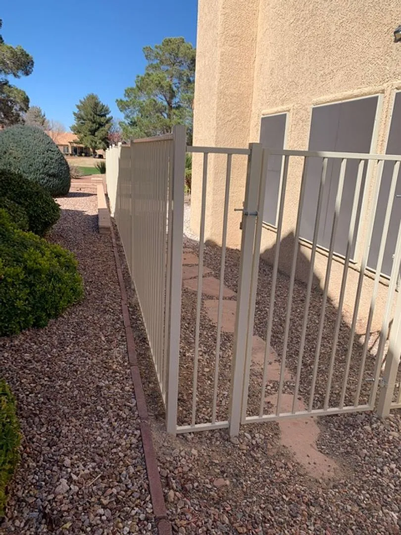 3 Bedroom Sun City Summerlin Home on the Golf Course — Photo 2