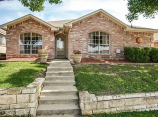 1331 Matthew Dr, Mesquite, TX 75149