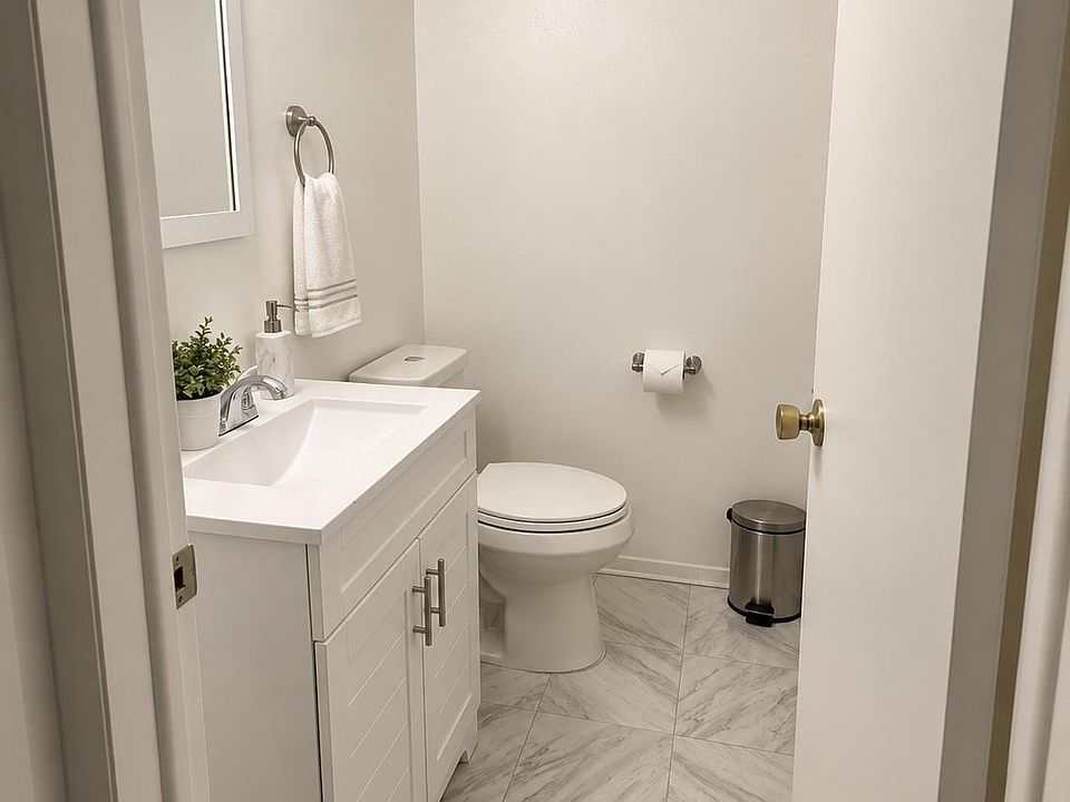 29852 City Center Dr Apt 1, photo 11