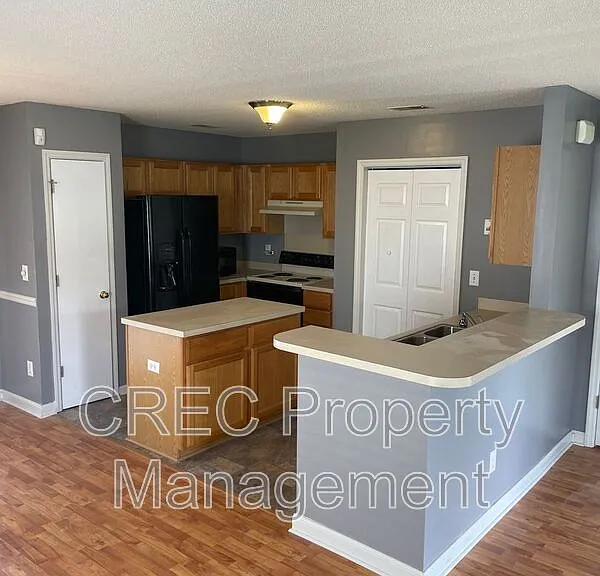 204 Two Pond Loop — Photo 4