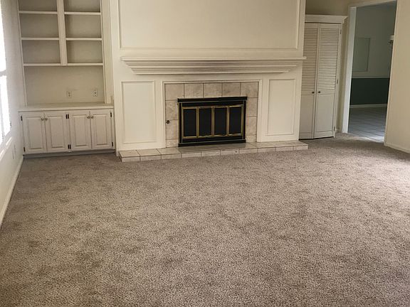 3rd image of 8634 N May Ave #41C