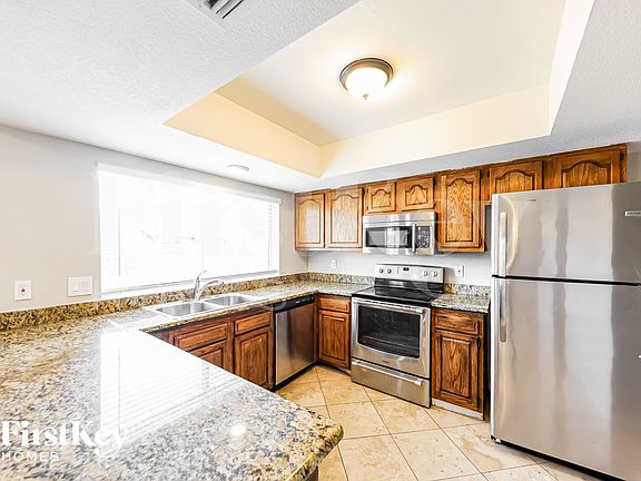 5th image of 4841 W Paradise Ln