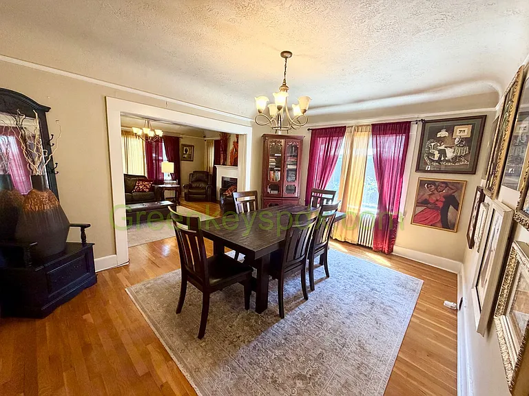1021 N Jessup St — Photo 38