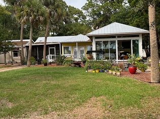 1350 Riverside Ave, Tarpon Springs, FL 34689