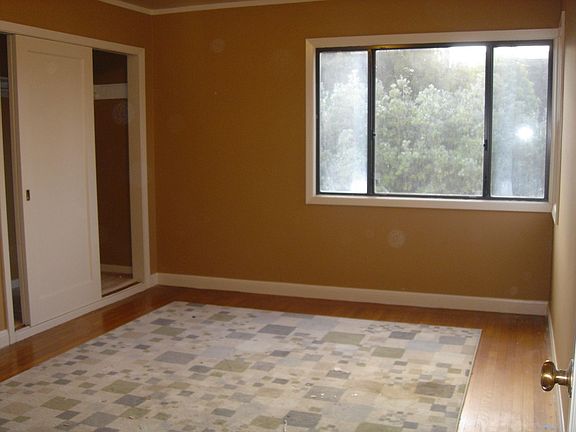 5th image of 66 Denslowe Dr