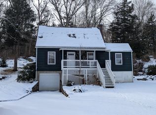 4 Laurel Glen Rd, Quaker Hill, CT 06375