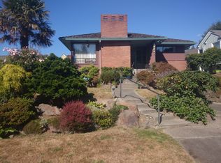 2424 NW Neptune Pl, Seattle, WA 98117