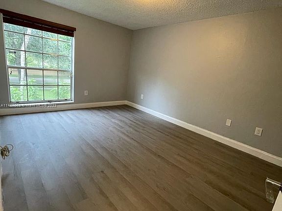 2nd image of 7200 Fairway Dr APT H10