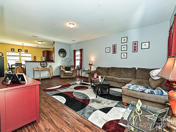 4th image of 2008 Aspen Way Ct