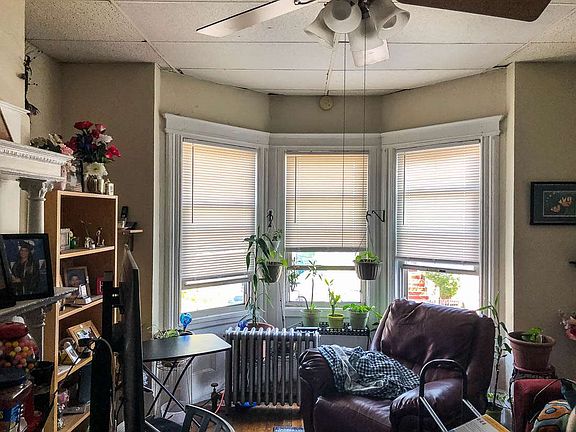 4th image of 205 Virginia Ave