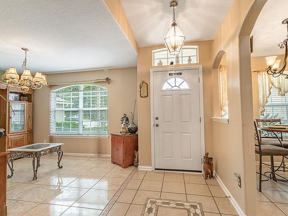 3rd image of 1247 Waterfall Dr