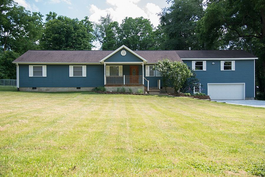 1st image of 2803 W Garden Dr