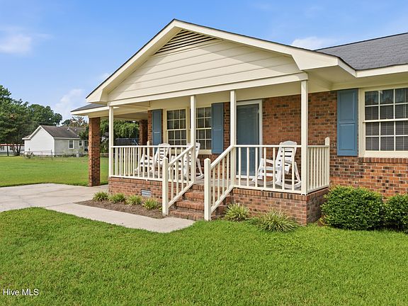 4th image of 1538 Westmont Drive