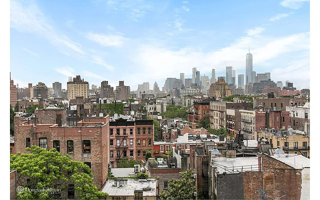 Sold by Douglas Elliman | media 15