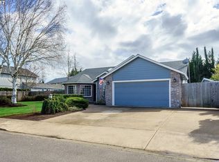 1755 Ridgley Blvd, Eugene, OR 97401
