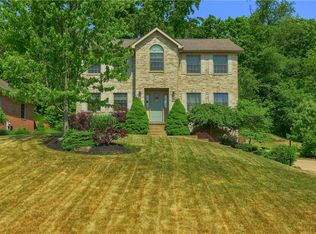 203 Rainbow Dr, Aliquippa, PA