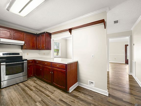 3rd image of 18468 Perkins Oak Rd