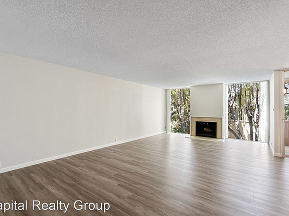 3rd image of 211 Elm St #206