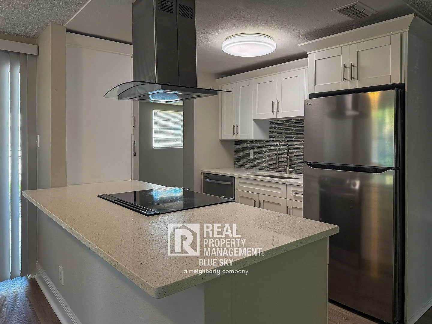 3 bed, 2.0 bath, 1430 sqft, $1,995 — Photo 1