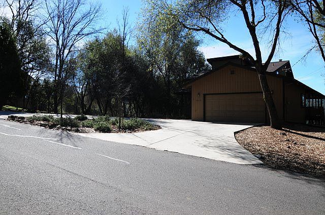 1st image of 12680 Cresthaven Dr