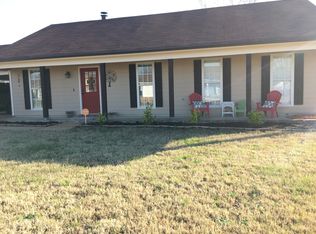 10461 Courtney Cv, Olive Branch, MS 38654