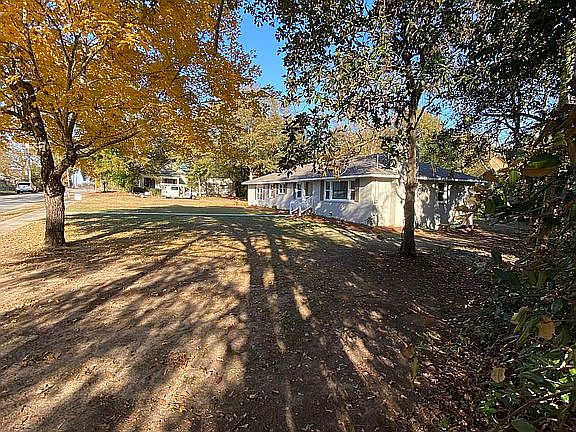 3rd image of 404 Washington Ave