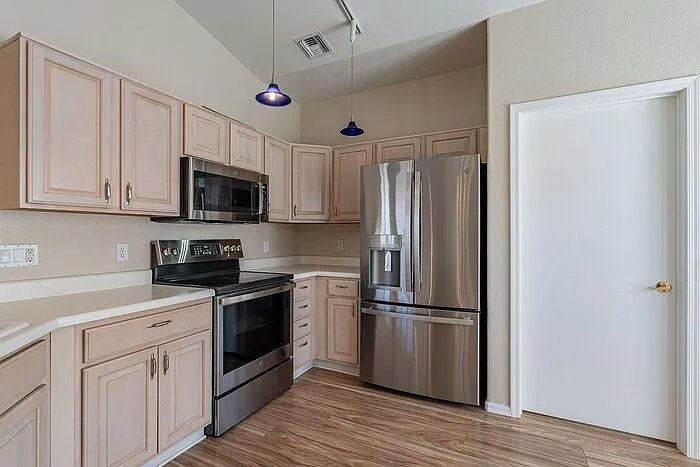 7602 W Starry Night Ln — Photo 16