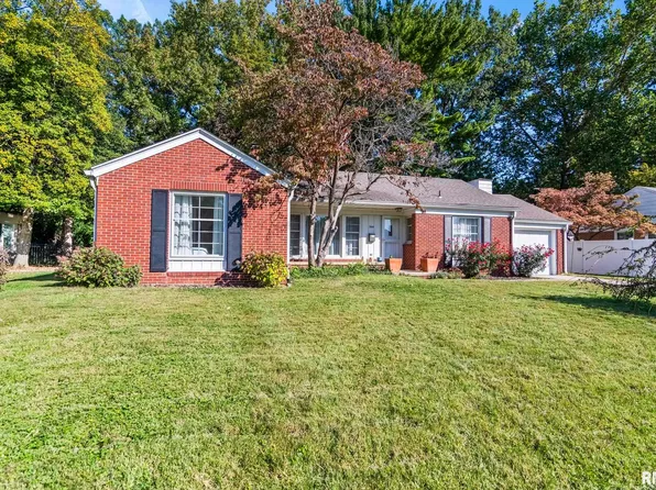 2009 Greenbriar Rd, Leland Grove, IL 62704