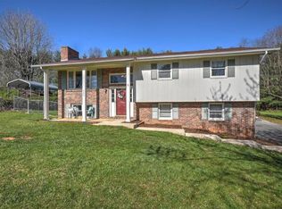 602 Lynnwood Dr, Bristol, VA 24201