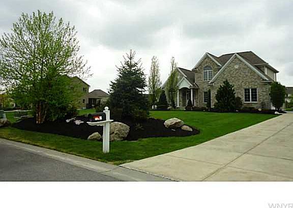 2nd image of 7189 Creekbend Dr