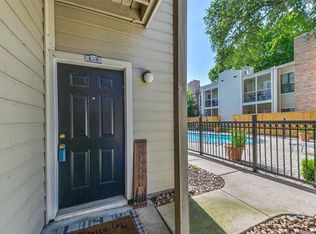 2001 Bering Dr APT 5L, Houston, TX 77057