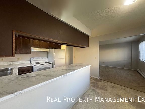 4th image of 3705 S Cathy Ave #1