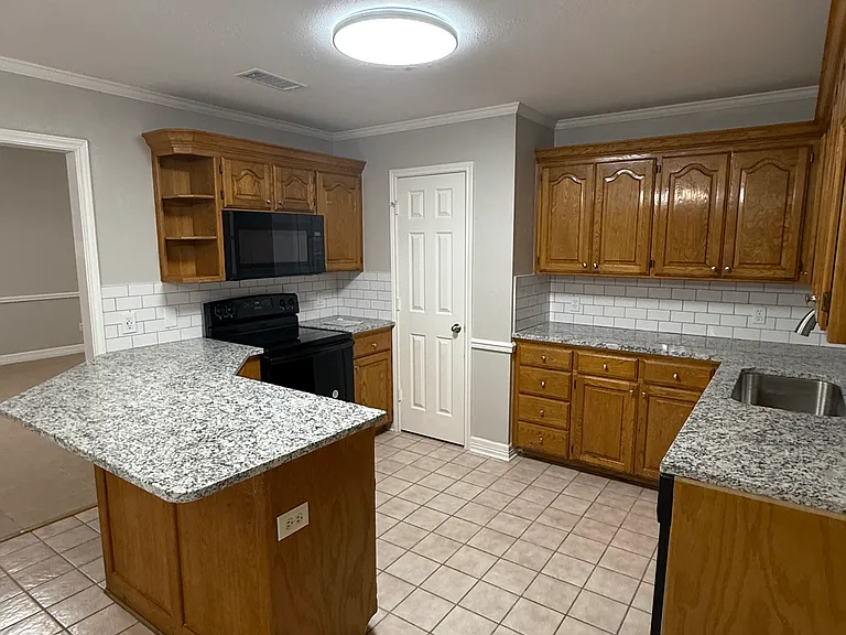 3317 Omega Dr — Photo 9