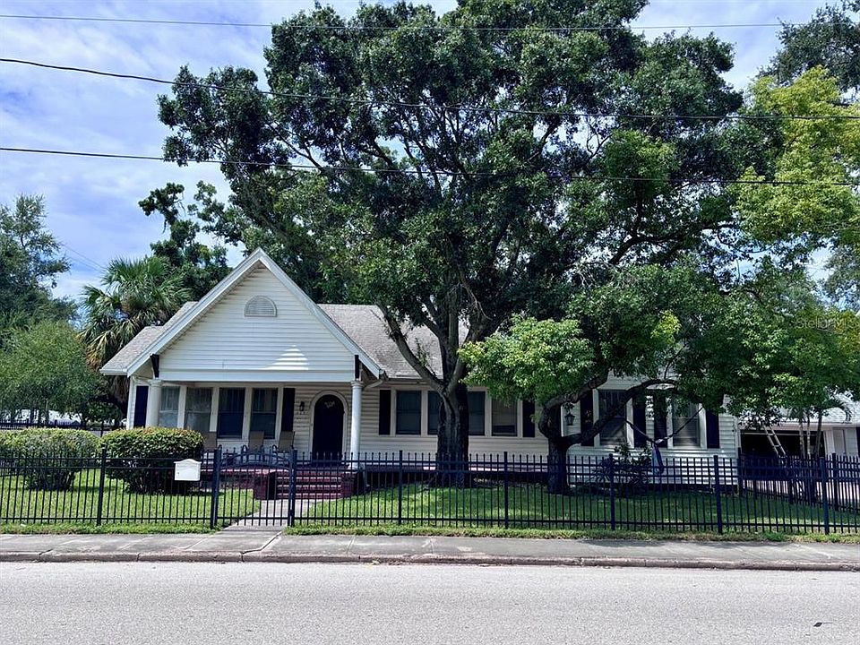 1st image of 315 S BERMUDA BOULEVARD