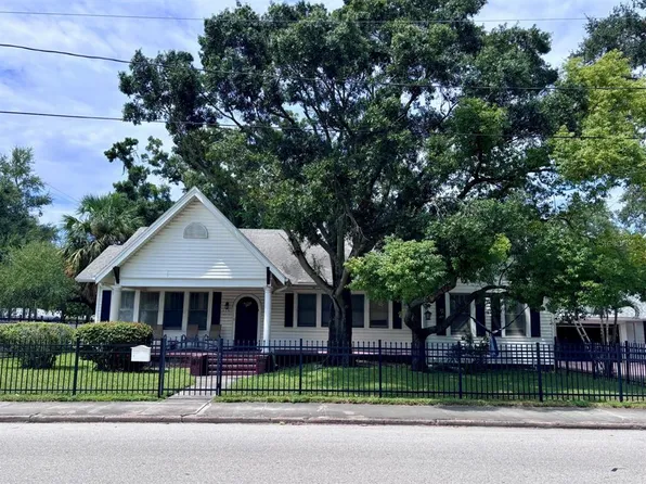 315 S Bermuda Blvd, Tampa, FL 33605