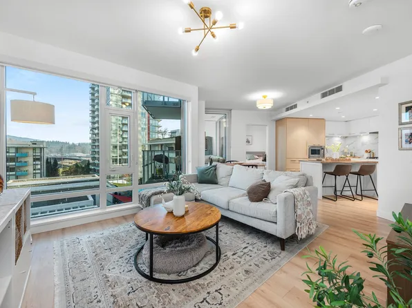 1500 Fern St #603, North Vancouver, BC V7J 0E6