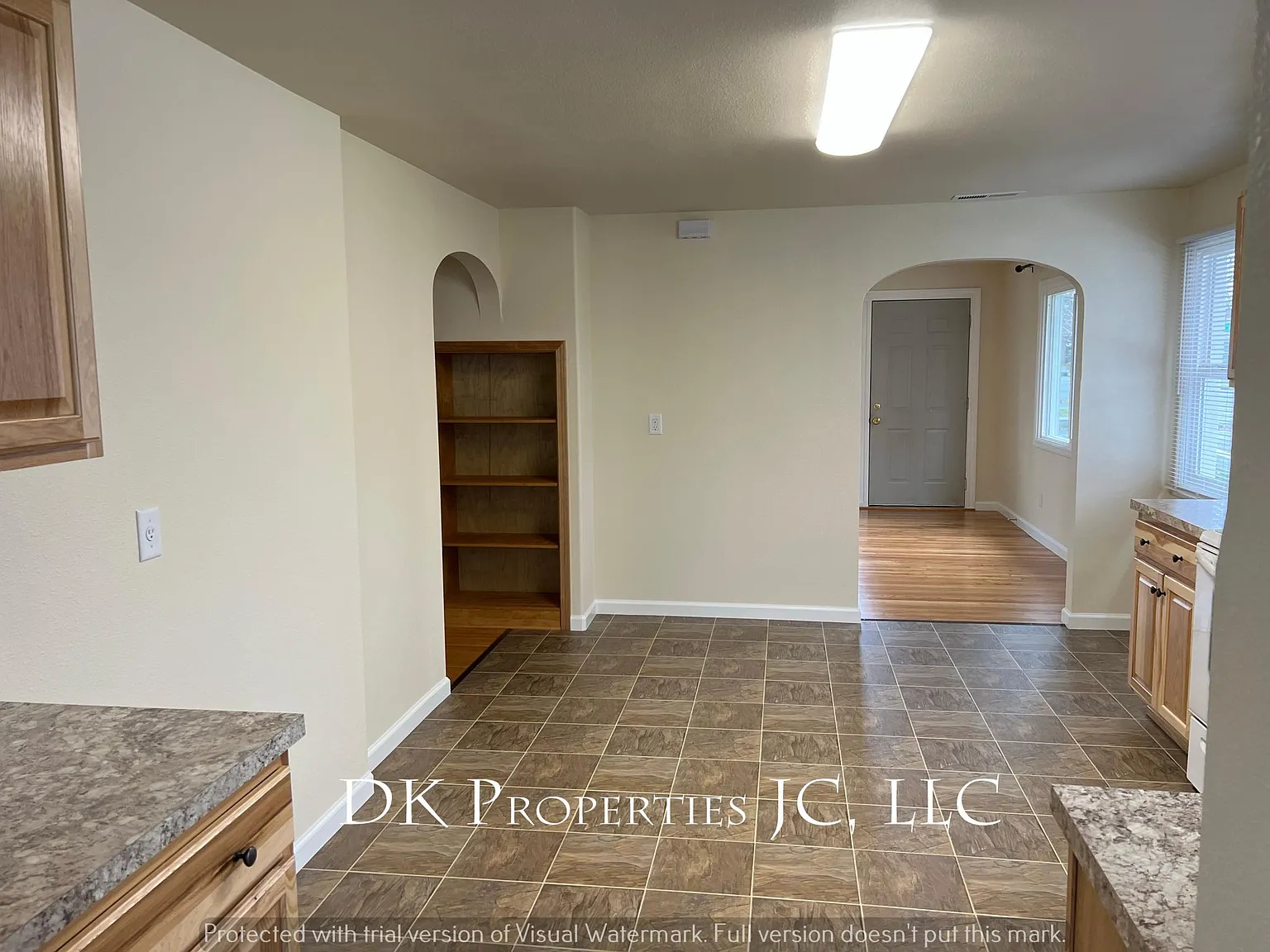 2 bed, 950 sqft, $1,695 — Photo 4