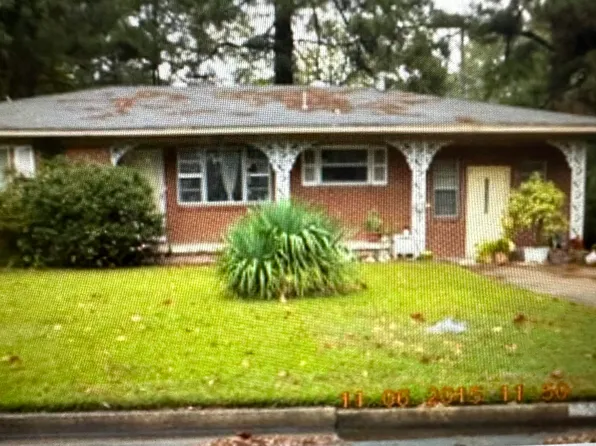 2201 W 38th Ave, Pine Bluff, AR 71603