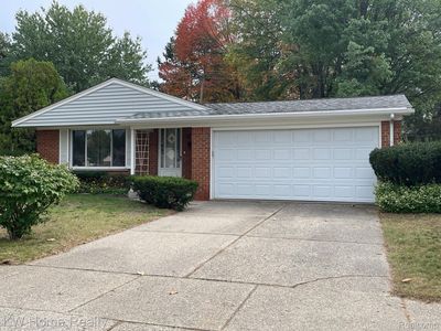 35627 Canyon Dr, Westland, MI, 48186