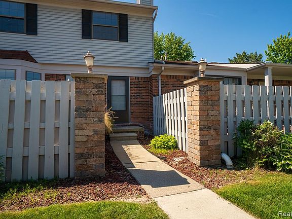 2nd image of 43479 W Arbor Way Dr APT 193
