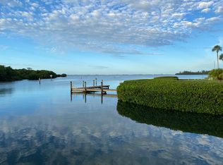 6920 E Bayou Ln, Bradenton, FL 34207