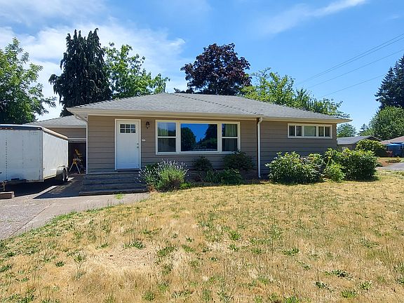 2nd image of 231 NE 10th Ave