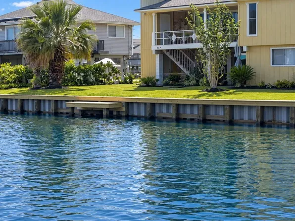 321 Ling St, Bayou Vista, TX 77563