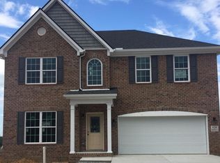 826 Brookwood Ln, Maryville, TN 37801