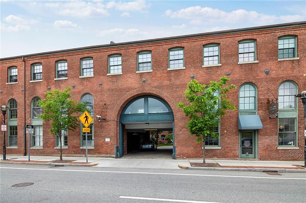 555 S Water St APT 224, Providence, RI 02903 Zillow