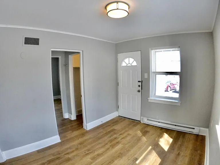 800 Easton Rd #A — Photo 1