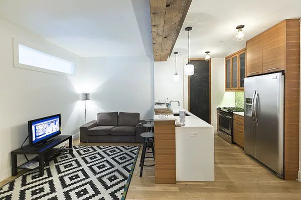 Rented by City View Living | media 7