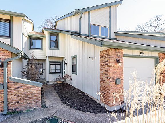 2nd image of 2034 Falling Brook Dr