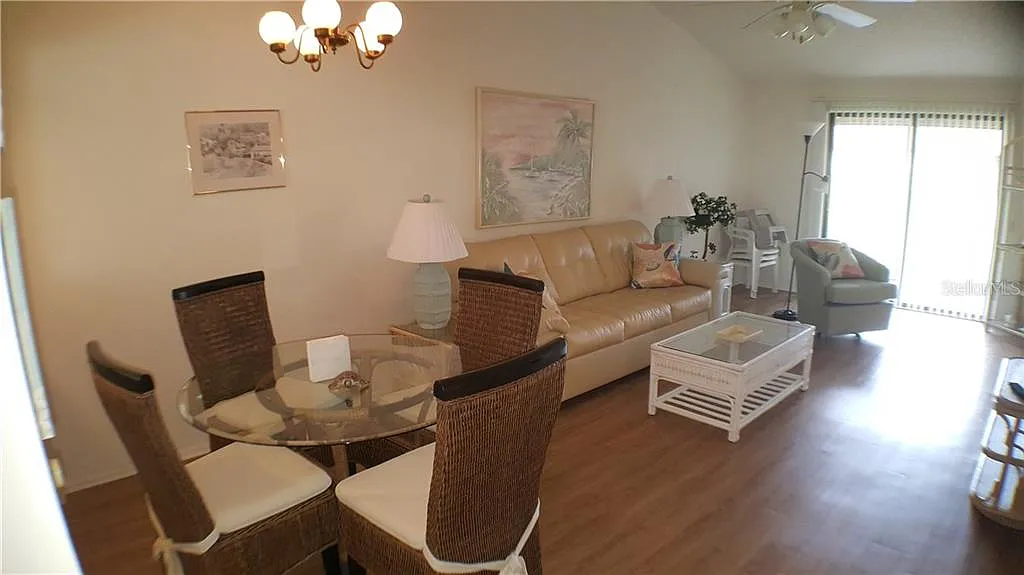 2 bed, 937 sqft, $2,800 — Photo 4