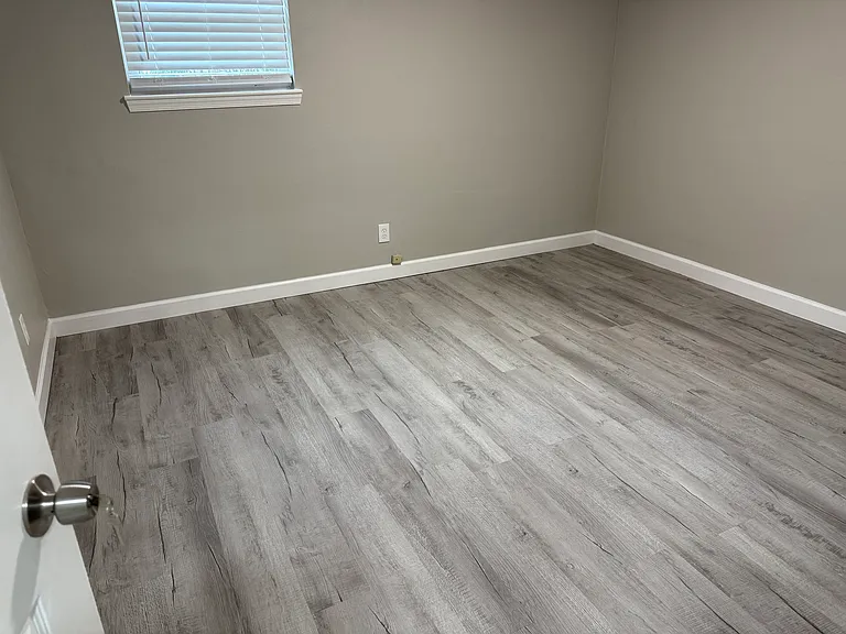 3417 Rainey Rd — Photo 13